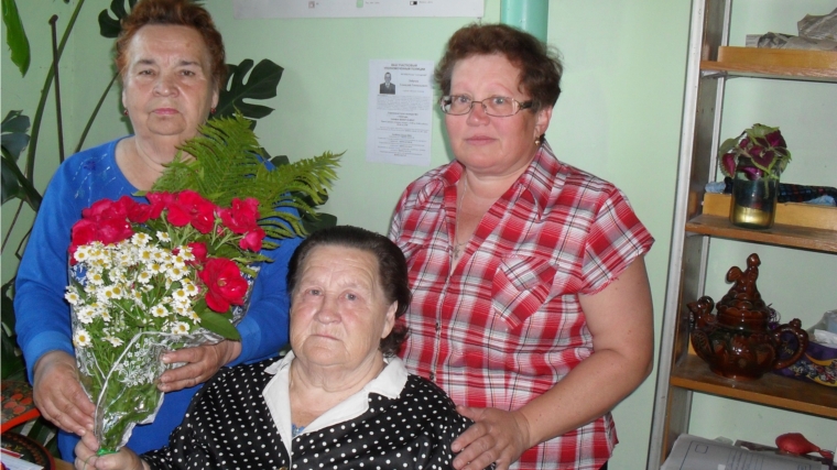 _г.Алатырь: 75-летний юбилей отметила жительница Алатыря, ветеран труда Тамара Алексеевна Суслёнкова