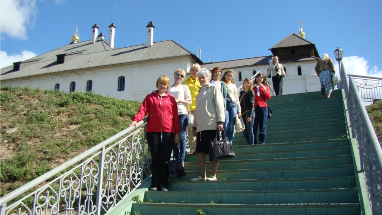Канашские библиотекари совершили прекрасную познавательную экскурсию по живописному острову Свияжск
