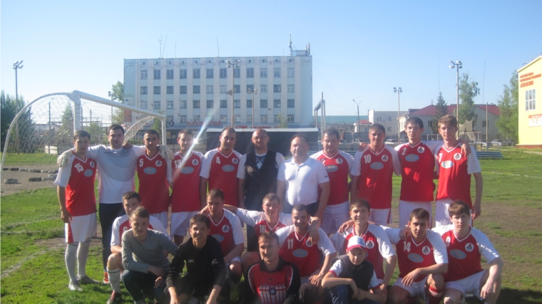 Трудовая победа ФК «Локомотив» во встрече первого дивизиона первенства Чувашской Республики по футболу сезона 2014 года