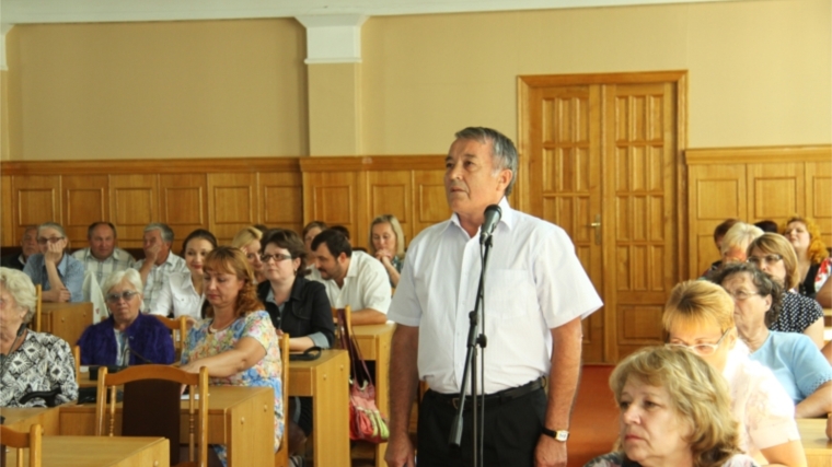 На встречу с главой города Чебоксары собрались более 100 представителей - активистов территориального общественного самоуправления столицы республики