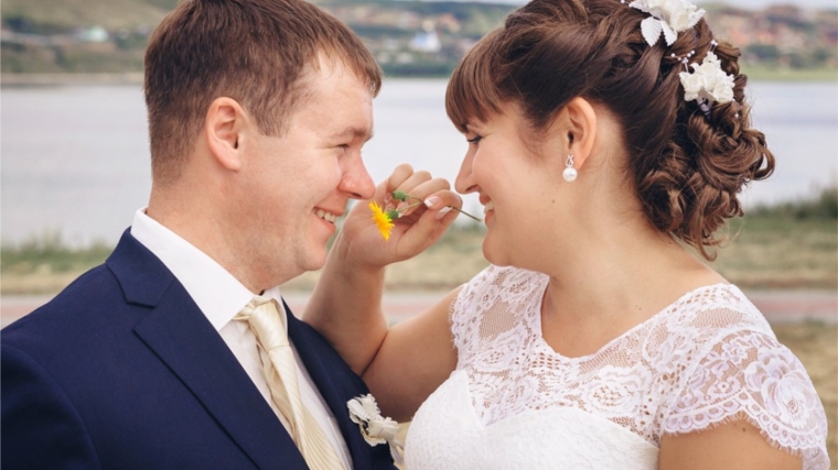 Более 100 жителей Козловского района связали себя узами брака с начала 2014 года