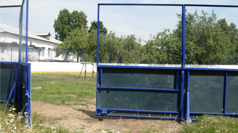 Хоккейная коробка деревни Сятракасы