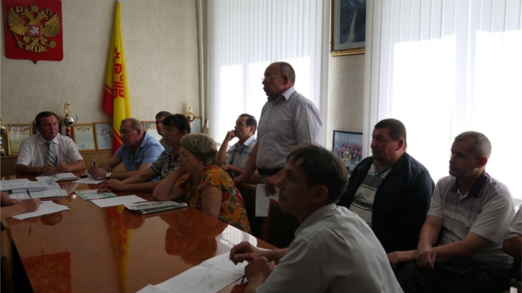 Глава Ядринской районной администрации В.Кузьмин: «Прежде всего, нужно максимально учесть мнение населения»