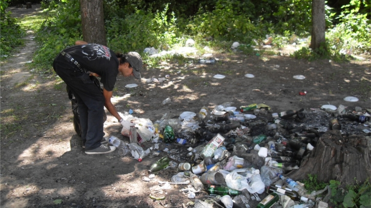 «Сохранить чистоту и создать уют в городе – это задача, которую мы сможем решить только вместе. Давайте объединим усилия, чтобы сделать наш город чище!» - призвал глава города Чебоксары