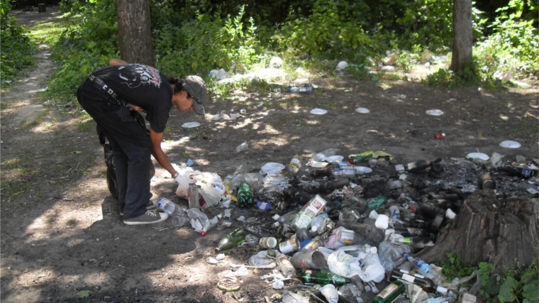 Бауманский лес в Чебоксарах очищен от мусора силами энтузиастов-экологов &quot;Зеленого города&quot;