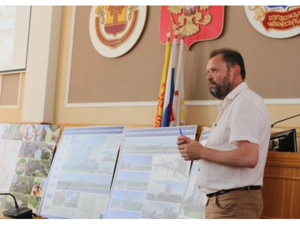 Новый архитектор Чебоксар рассмотрел проекты городского парка и отеля