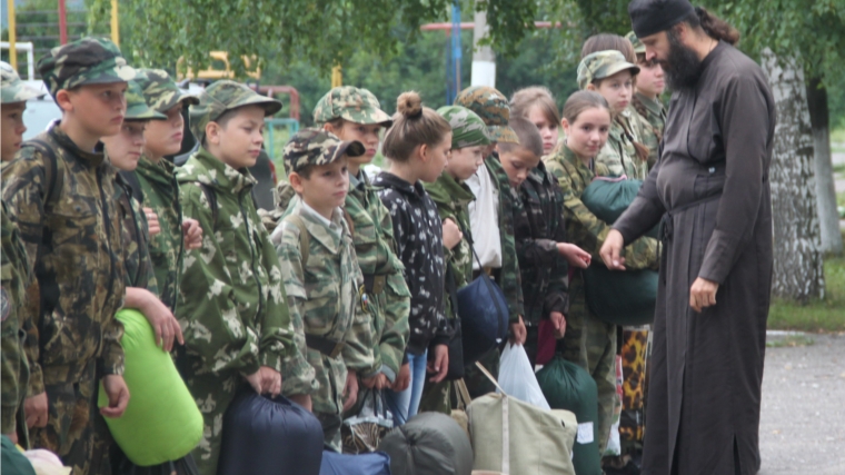 _В Алатыре открылся военно-патриотический православный лагерь «Горлица»