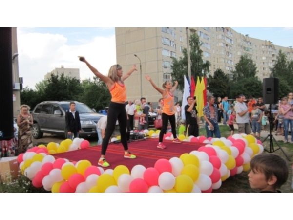 Праздник для всех жителей "Уютного дворика" Калининского района города Чебоксары прошел 11 августа ("НТА-Приволжье")