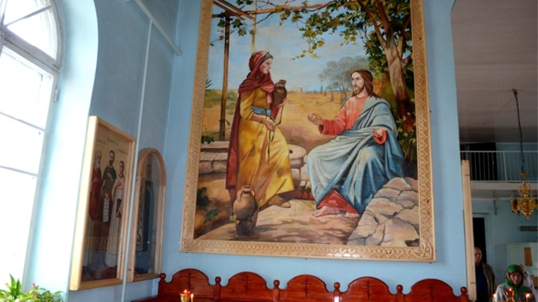 Убранство храма «Всех скорбящих радость» в Канаше украсила картина «Христос и самарянка»