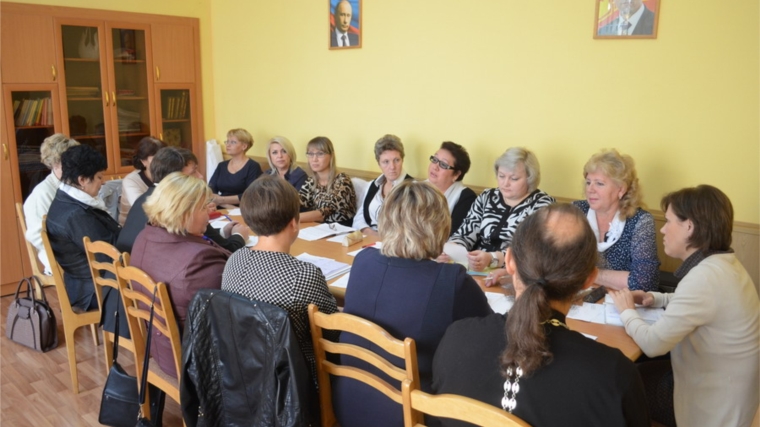 В Шумерле состоялся круглый стол по вопросам укрепления семьи и профилактики разводов