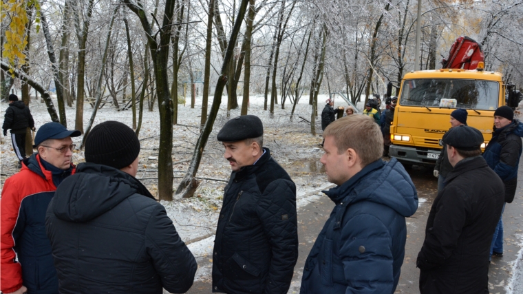 Глава города Леонид Черкесов проконтролировал ход устранения последствий резкого ухудшения погоды