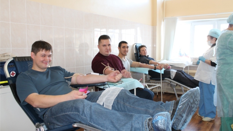 19 литров крови сдали доноры на Чебоксарской ГЭС