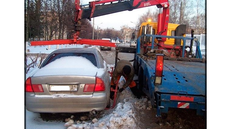 В Чебоксарах вводят ограничение на стоянки автомобилей: то, что мешает уборке снега с городских магистралей, будет эвакуировано