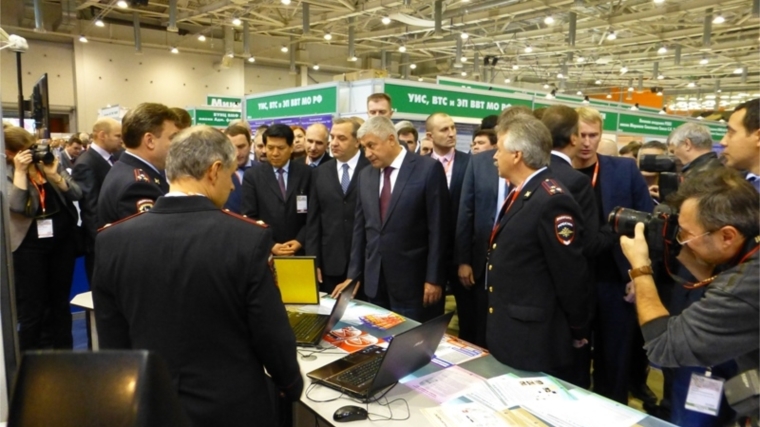 Руководитель КУ «Дирекция по ПБДД» Минтранса Чувашии посетил XVIII Международную выставку INTERPOLITEX-2014