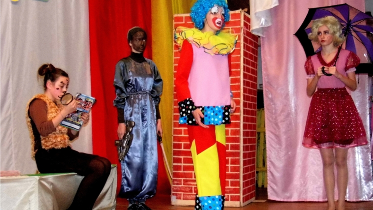 Театральные коллективы района приняли участие в зональном конкурсе театрального творчества «Юмах çăлкуçĕ»