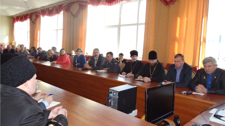 В Комсомольском районе состоялось совместное заседание Комиссии по взаимодействию с религиозными объединениями и Совета по делам национальностей