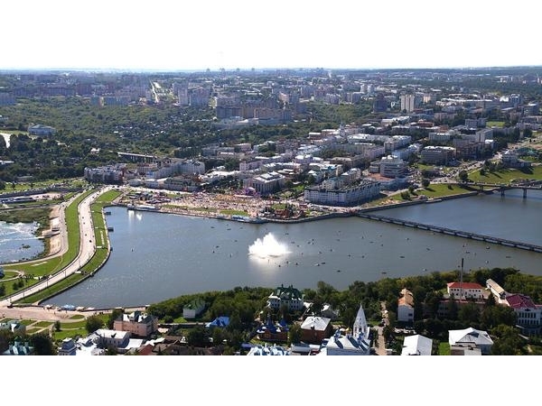 В кольце набережных