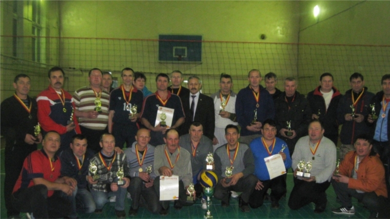 _Вести поселений: Победа волейбольной команды Яльчикского района на родине предков