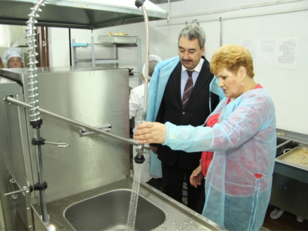В Чебоксарах завершена модернизация школьных столовых (ИА &quot;Мангазея&quot;)