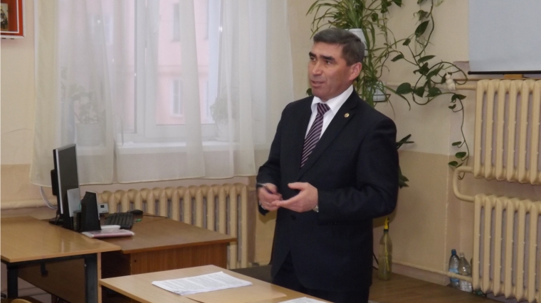 «Есть задачи, которые нужно выполнять. Мы не должны друг друга критиковать. Мы должны действовать»: министр транспорта В. Филиппов подвел итоги ЕИД в г. Канаш