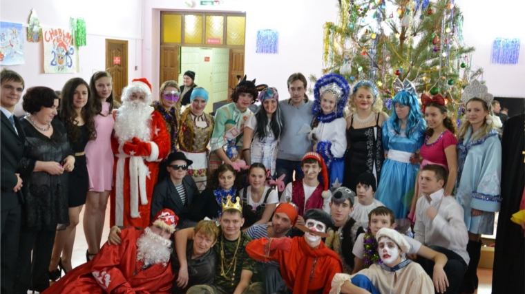 _Накануне Нового года делегация из Алатыря побывала в гостях у воспитанников Ульяновской школы-интерната для глухих детей