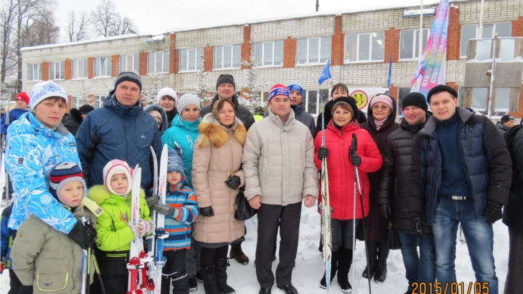 Представители Ленинского района стали активными участниками «Рождественской лыжни»