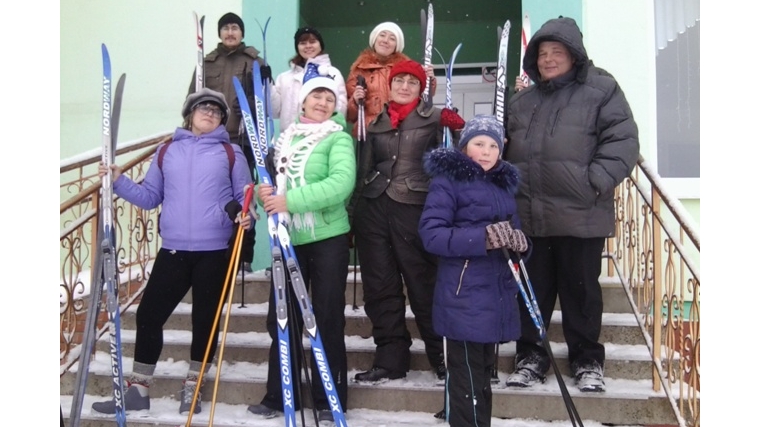Учителя гимназии сдают лыжные нормы ГТО