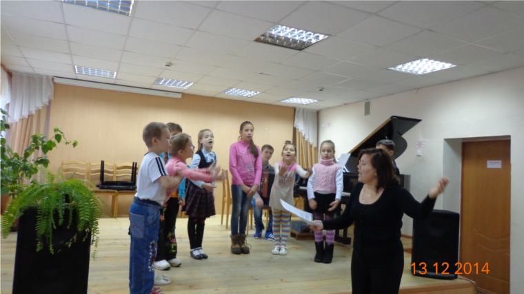 Возрождение народных традиций: в Чебоксарской детской музыкальной школе № 3 открылось отделение «Музыкальный фольклор»
