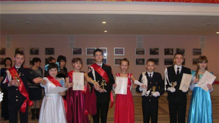 Названы победители конкурса бального танца кадет «Вальс Победы»