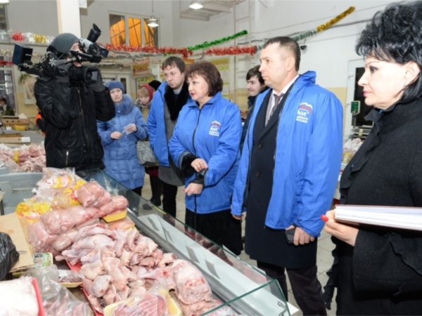 Рейд &quot;Народный контроль&quot; был проведен на продовольственных рынках города Чебоксары (&quot;НТА-Приволжье&quot;)