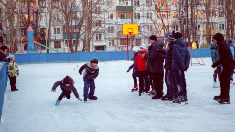 Ленинский район: «кипит» спортивная жизнь во дворах