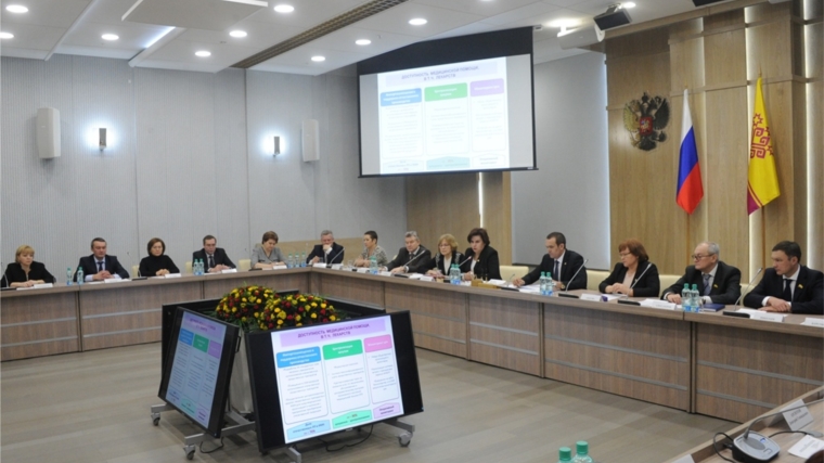 Глава Чувашии Михаил Игнатьев встретился с руководителями медицинских организаций республики