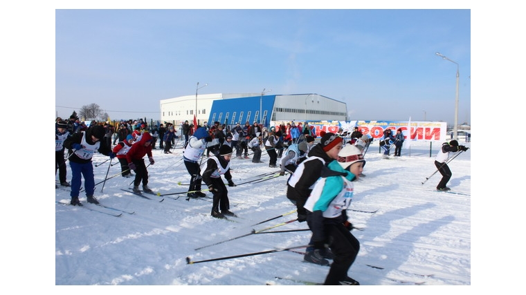 Для цивилян участие в массовой гонке «Лыжня России» – добрая традиция