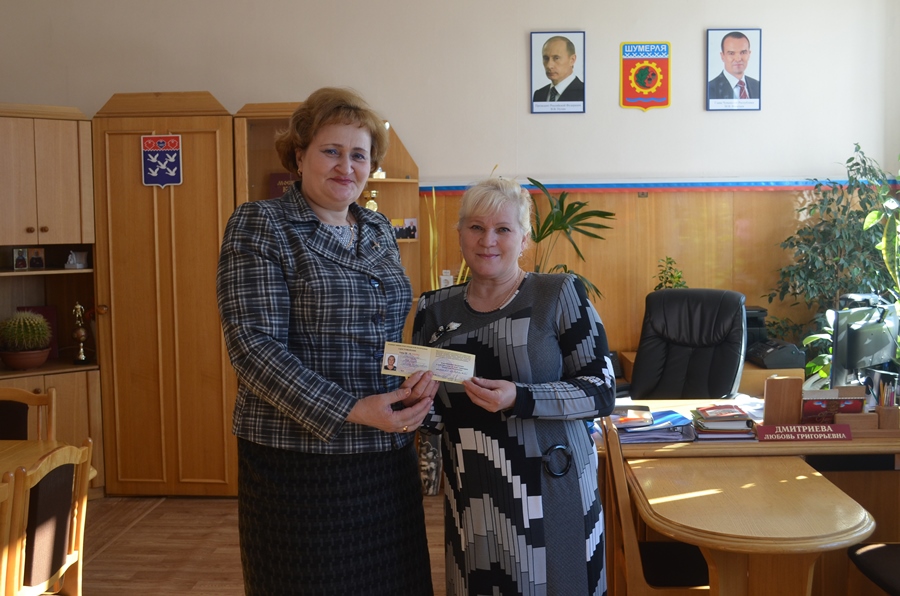 Шумерлинке Марии Столбовой присвоено почетное звание «Ветеран труда Чувашской Республики»
