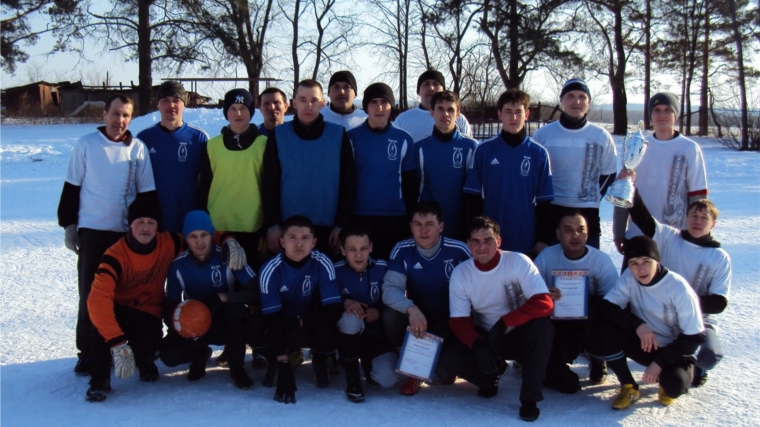 В городе Ядрин прошел Кубок главы Ядринской районной администрации по футболу на снегу