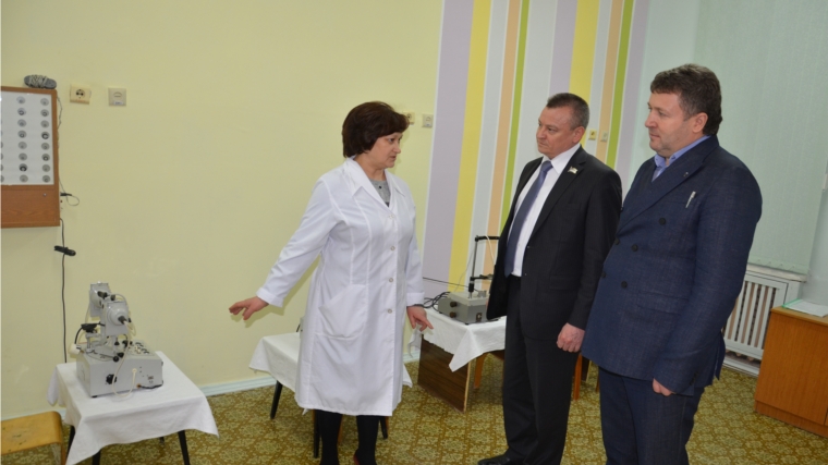 Депутат Владимир Кузин посетил детсад №137