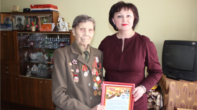 Ирина Клементьева: Музей боевой Славы при школе № 37 пополнился уникальной военной реликвией