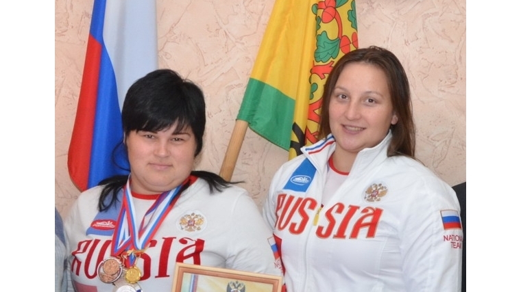 Елена Карпова - серебряный призёр чемпионата России по борьбе сумо