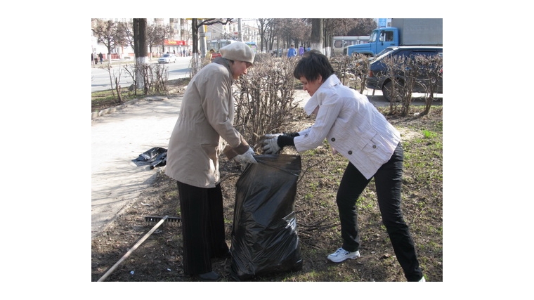 Жители, трудящиеся и молодежь Ленинского района вышли на борьбу с мусором