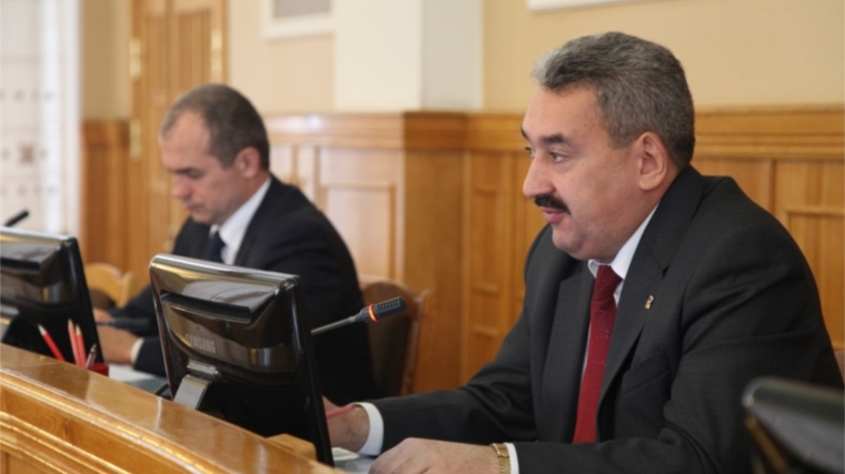 Леонид Черкесов на городской планерке: "Необходимо организовать второй этап субботников, подготовить все службы жизнеобеспечения к работе в праздничные дни"