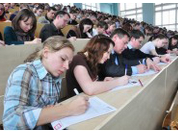 И радостно подчиниться речи