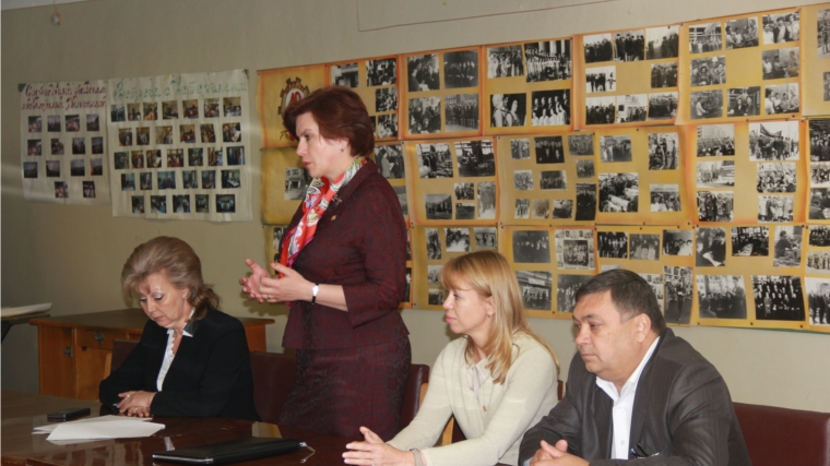 Министр Алла Самойлова провела встречи с трудовыми коллективами Новочебоксарска