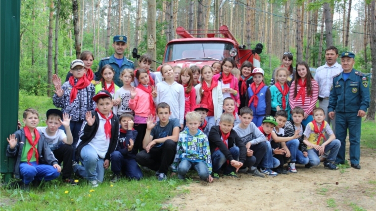 В детском оздоровительном лагере «Космонавт» прошел тематический день «Осторожно огонь!»
