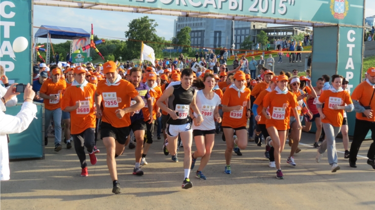 Более 2,5 тыс. любителей здорового образа жизни Ленинского района вышли на старт легкоатлетического пробега в честь VI командного чемпионата Европы по легкой атлетике