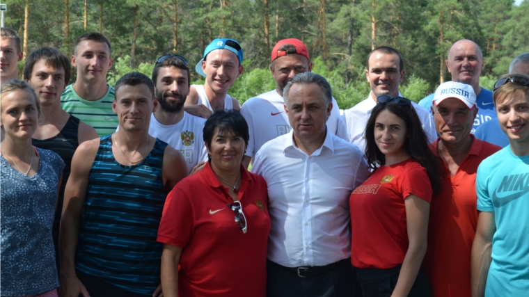 Министр спорта России В.Мутко прибыл в Чебоксары на командный чемпионат Европы по лёгкой атлетике