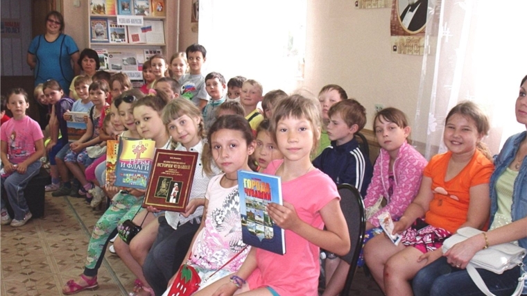 г.Канаш: Литературно-музыкальная композиция «Хвала тебе Чувашия – мой дом!»