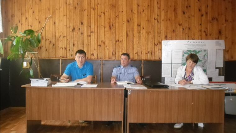 Рабочее совещание коллектива БУ ЧР "Янтиковская районная СББЖ"