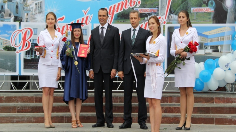 Ольга Семёнова - Лучший выпускник 2015 года