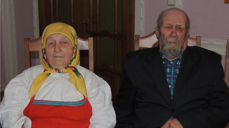 Супруги Афоркины из Большеатменского сельского поселения удостоены ордена &quot;За любовь и верность&quot;