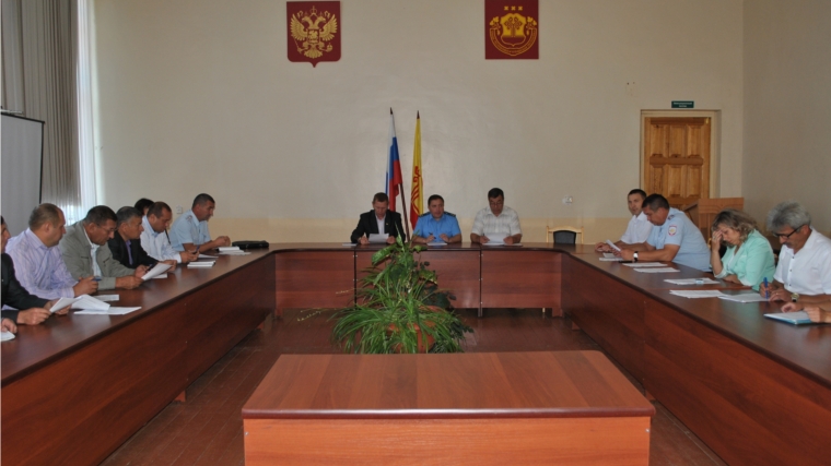 В администрации района состоялось заседание комиссии по профилактике правонарушений в Шемуршинском районе